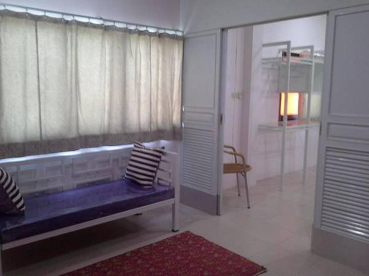 Albergue Buorana Chonburi Exterior foto